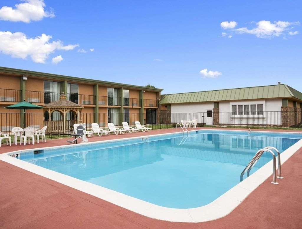 Baymont By Wyndham Salem Roanoke Area Hotel Instalações foto